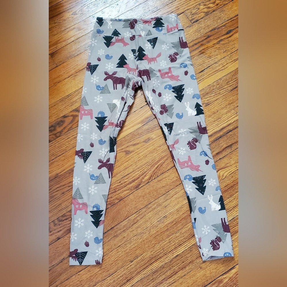NWOT-LuLaRoe Gray Forest Animal Print Leggings
